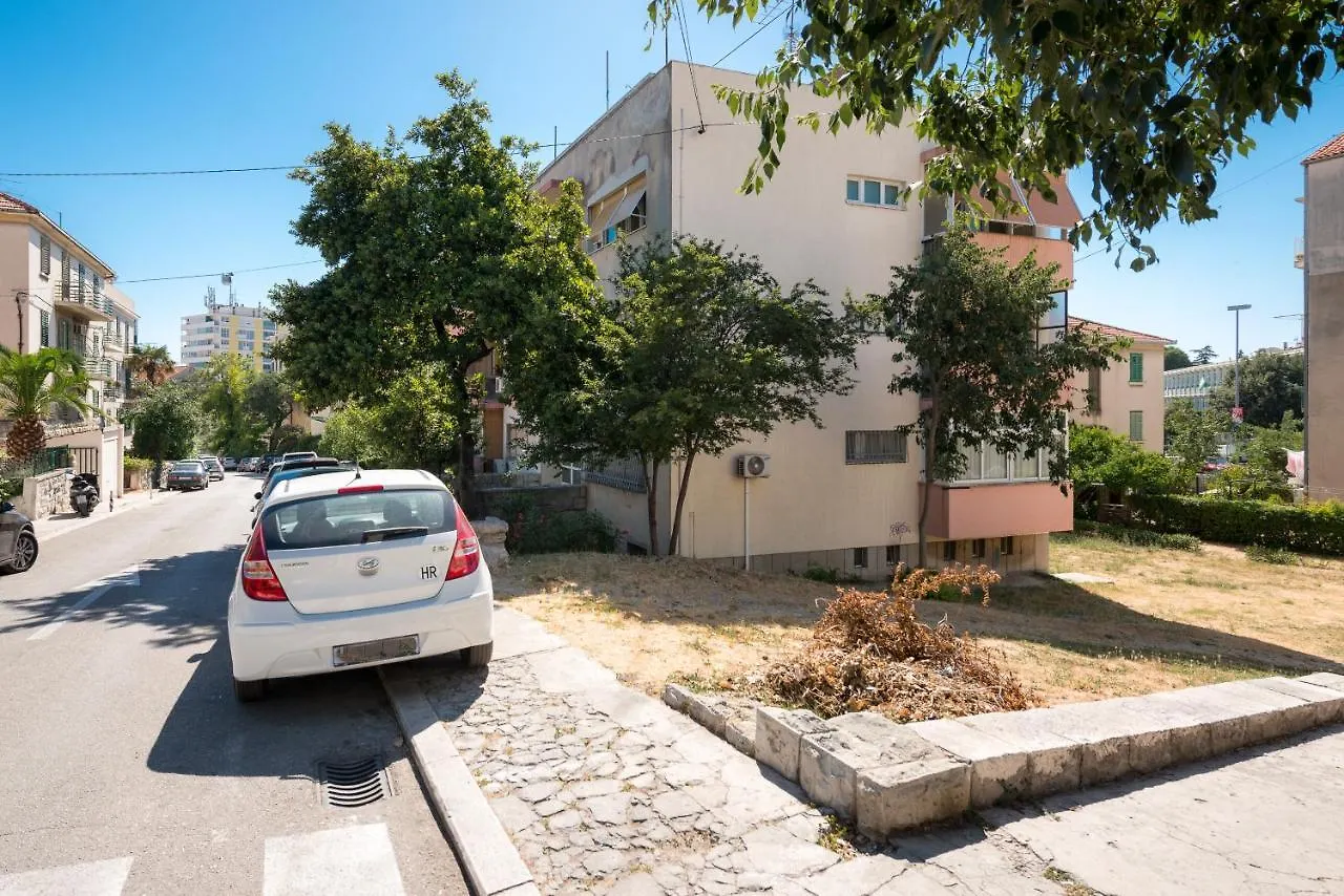 Apartments With Wifi Split - 6971 Chorvatsko